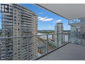 Building Photo - 900 Carnarvon St