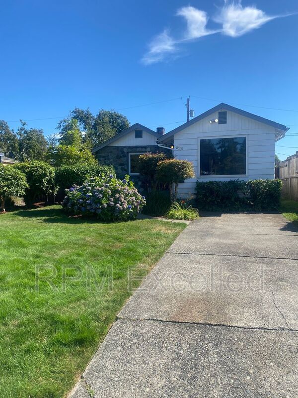 Foto del edificio - 824 6th St SE