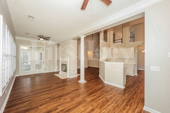 Foto del edificio - 17 Arbor Way