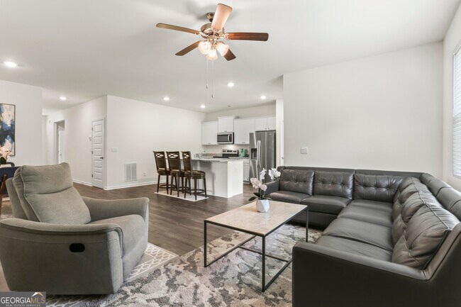 Foto del edificio - 3688 Chevington Ct SE