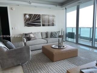 Building Photo - 1331 Brickell Bay Dr