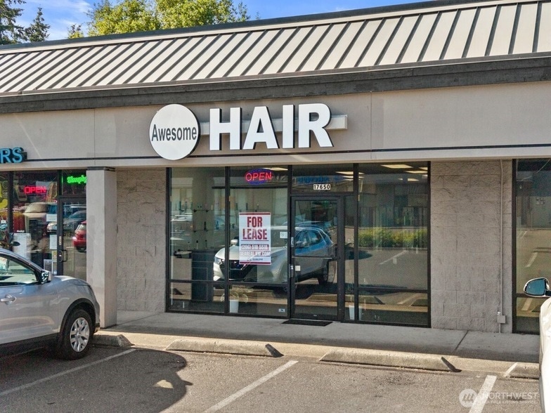 Photo - 17640 1st Avenue South Unit 17650
