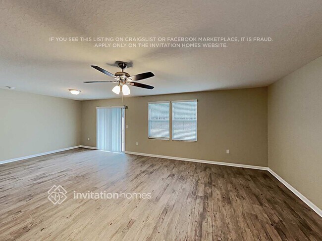 Foto del edificio - 867 Cameron Oaks Pl
