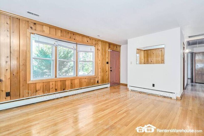 Building Photo - 5517 Flower Ave