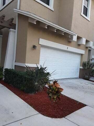 Building Photo - 1750 Mission Ct