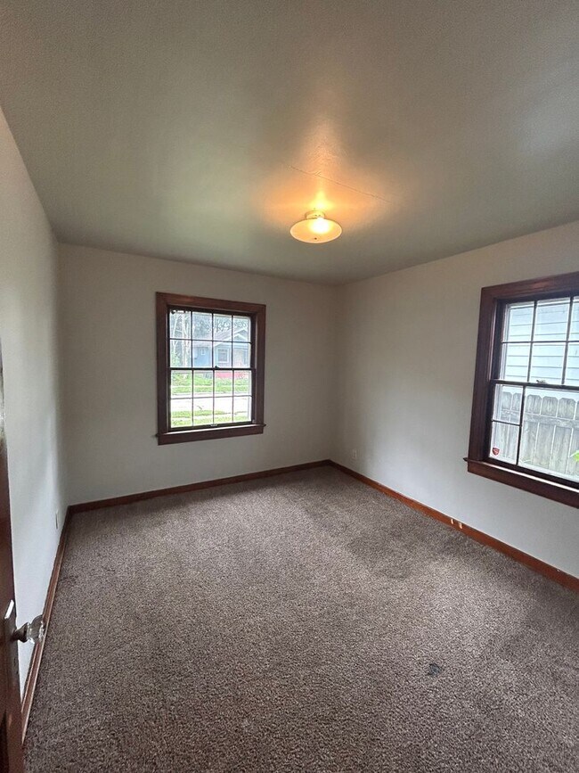 Foto del edificio - 4114 Monroe St