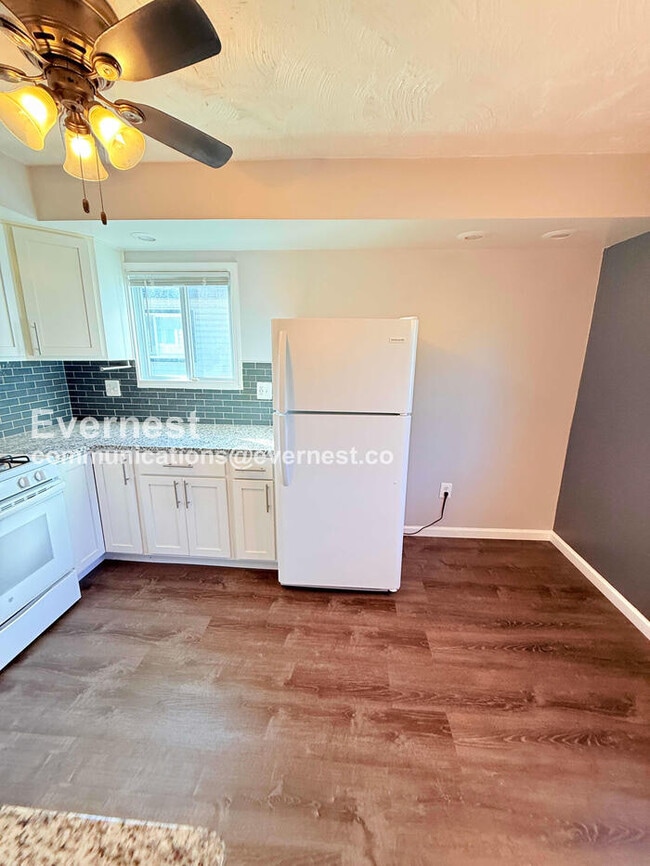 Foto del edificio - 9433 Sylvia St