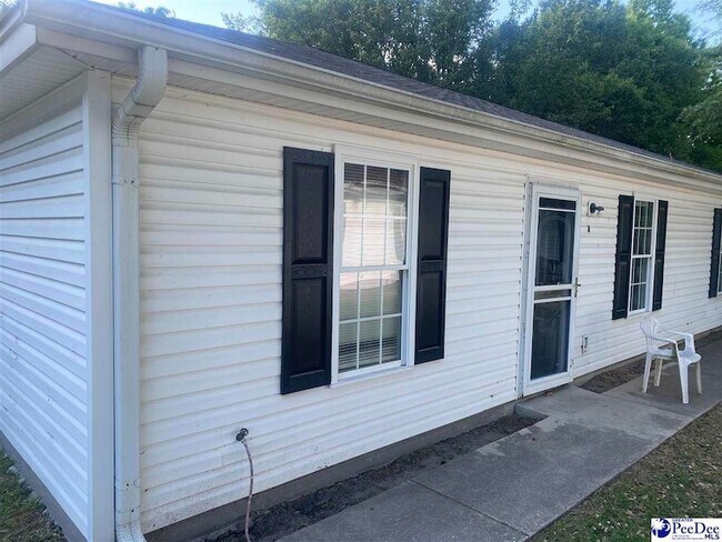 Foto del edificio - 1309 Waverly Ave