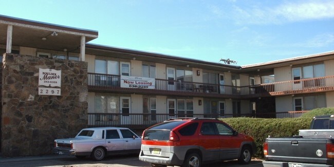 Boulder Manor Apartaments - Boulder Manor Apartments