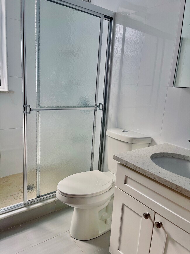 Foto del edificio - 2133 72nd St