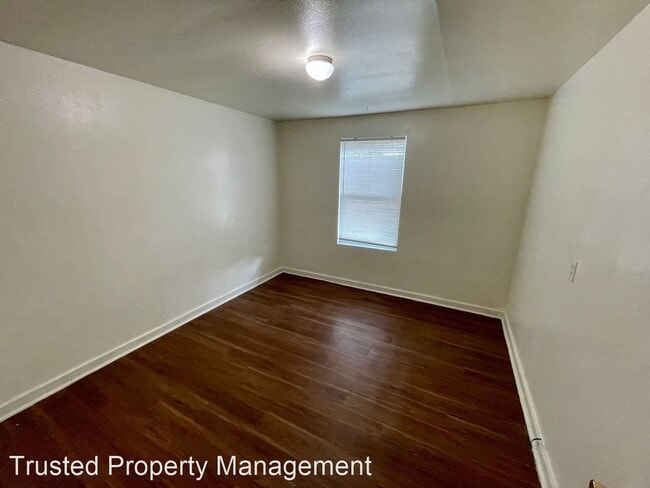 Building Photo - 2 br, 1 bath House - 438 Watson Road
