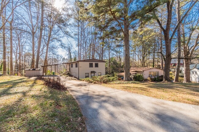 Building Photo - 3047 Dove Way