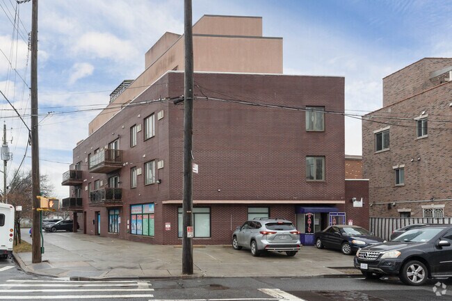 Building Photo - 8895 26th Ave