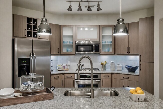 Foto del edificio - Skyline Farmers Market