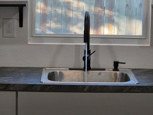 Foto del edificio - 5034 2nd Ave S