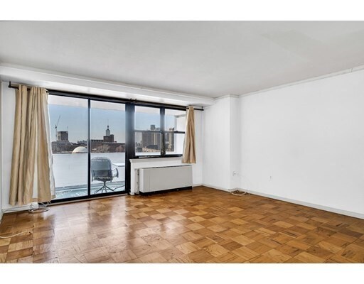 Building Photo - 6 Whittier Pl