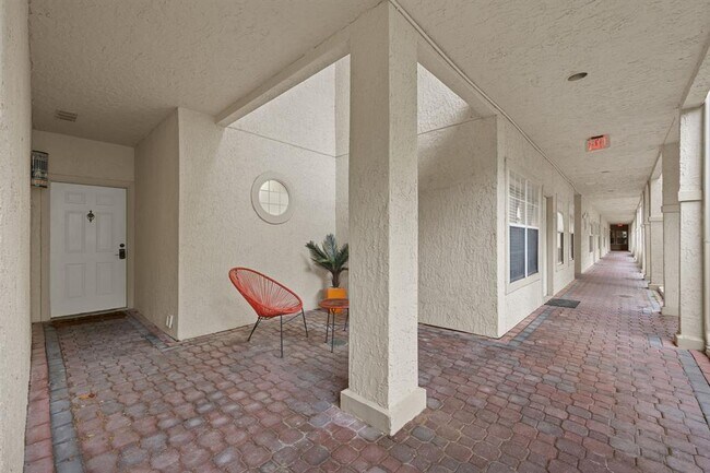 Building Photo - 3404 American Dr