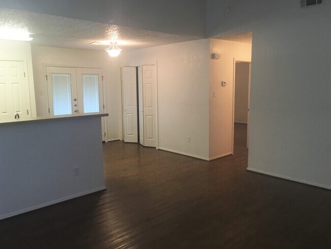 Foto del edificio - 3608MR