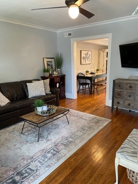 Foto del edificio - 3104 Park Ave