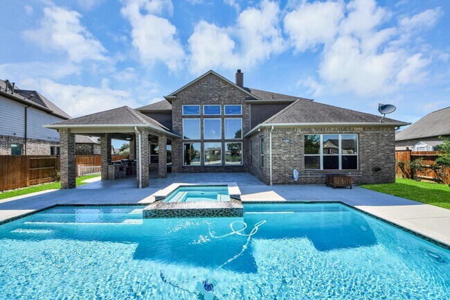 Foto del edificio - 25627 Fleming Lodge Ln