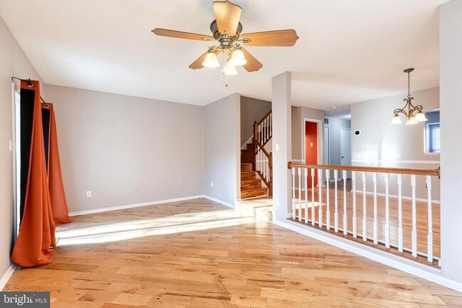 Foto del edificio - 684 Lions Gate Ln