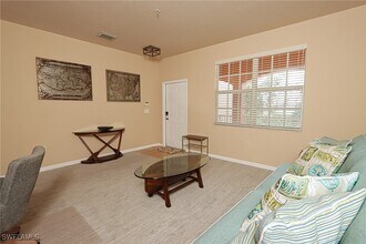 Building Photo - 9601 Spanish Moss Way