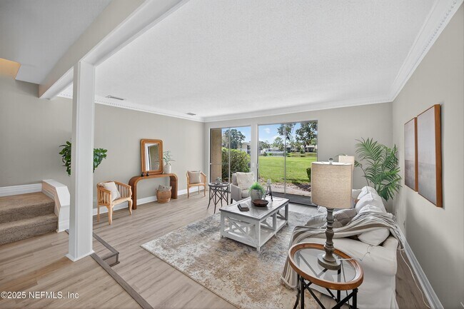 Building Photo - 7622 Las Palmas Way