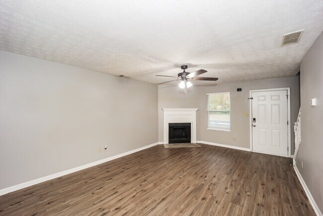 Foto del edificio - 7671 Antebellum Ln