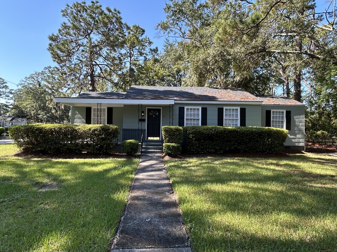 Foto principal - 9 Blueridge Ave