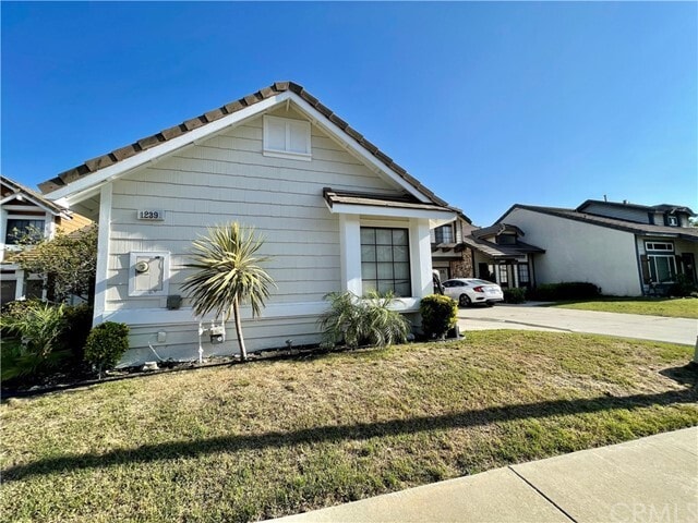 Building Photo - 12391 Blazing Star Ct