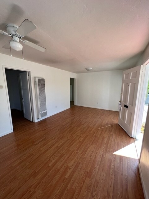 Foto del edificio - 4731 W 168th St