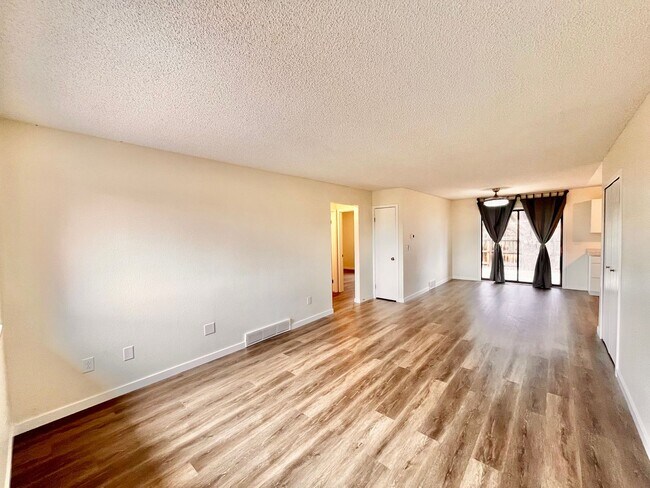 Foto del edificio - 2217 Bismarck Ct