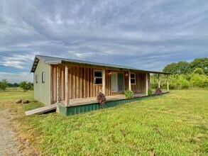 Building Photo - 4700 Norman Dr