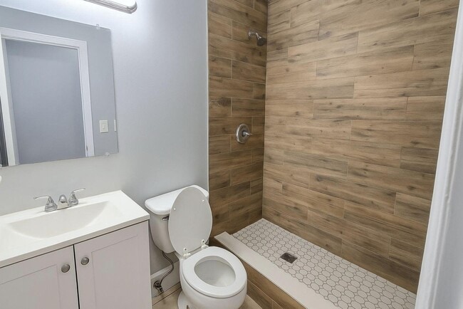 Foto del edificio - 5115 4th Rd N
