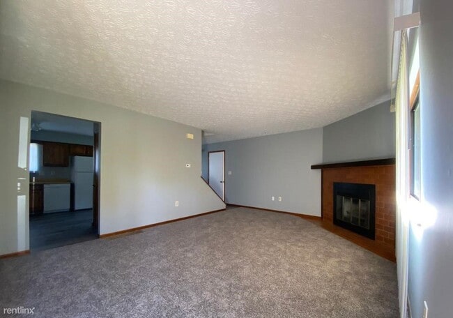 Building Photo - 3 br, 1.5 bath House - 1383 Yorkland Rd