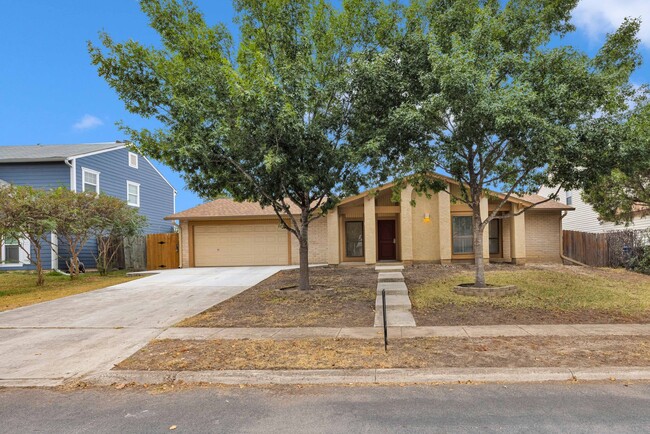 Building Photo - Home for Rent in NE San Antonio!