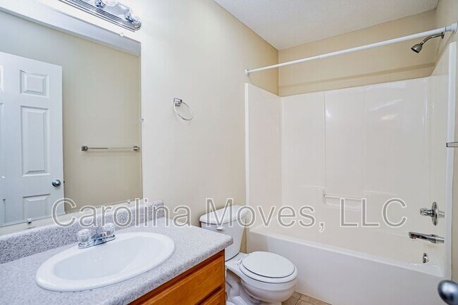 Foto del edificio - 524 Seays Crest Dr