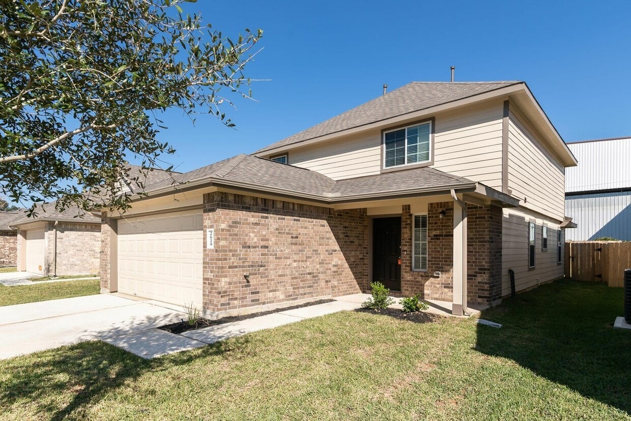 Foto principal - 2629 Lina Dr
