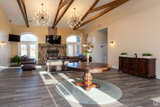 Foto del vestíbulo - Madison Village Apartments (Winchester)