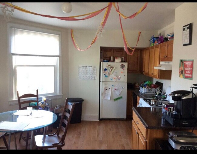 Building Photo - 126 Harrison Ave