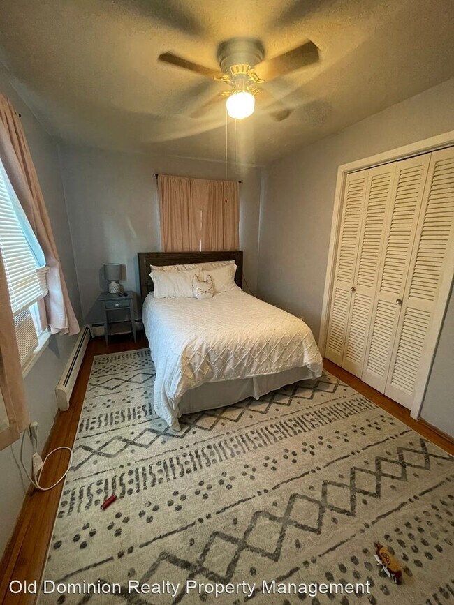 Building Photo - 2 br, 1 bath House - 109-A Holly Hill Street