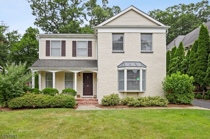 25 Ruthven Pl, Summit, NJ 07901 House Rental in Summit, NJ