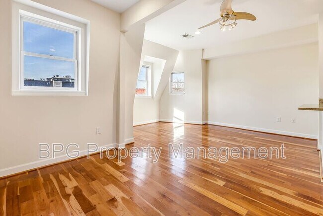 Foto del edificio - 1643 13th St NW