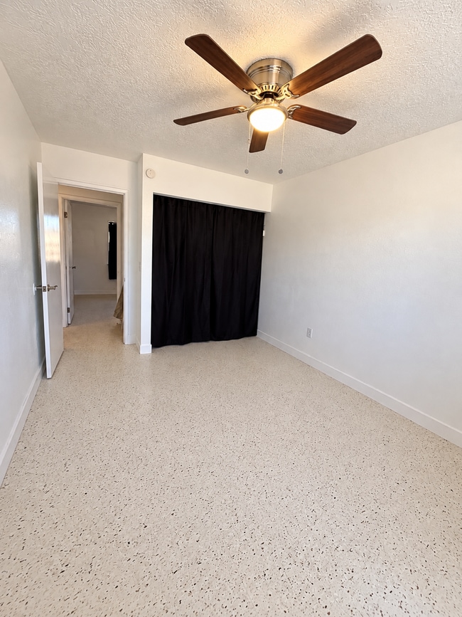 Building Photo - 71810 El Paseo Dr