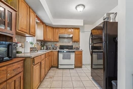Foto del edificio - 6417 Grand Ave