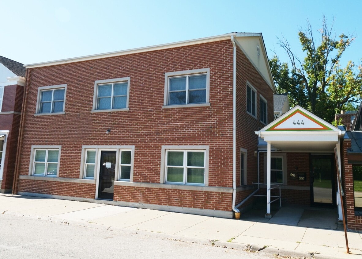444 Green Bay Rd Unit 0, Kenilworth, IL 60043 Condo for Rent in