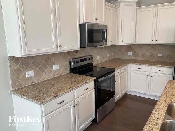 Building Photo - 293 Grey Hawk Dr