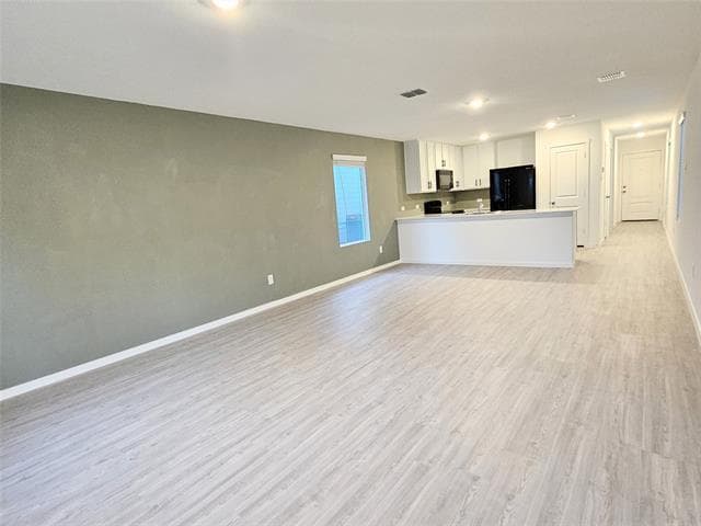 Building Photo - 919 Blue Heron Dr