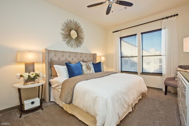 Foto del edificio - 1 br, 1 bath  - 6840 S Mason Rd