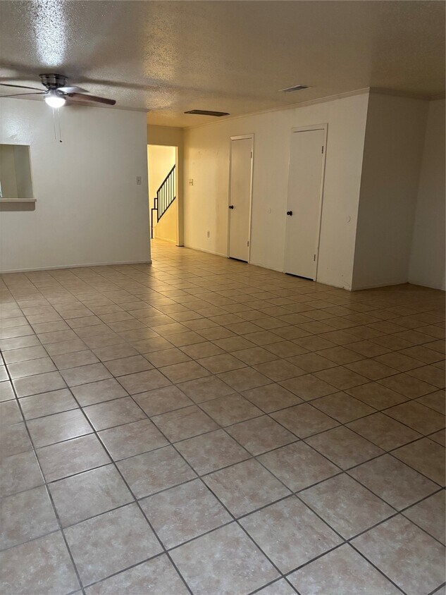 Foto del edificio - 6316 Rumford Ln